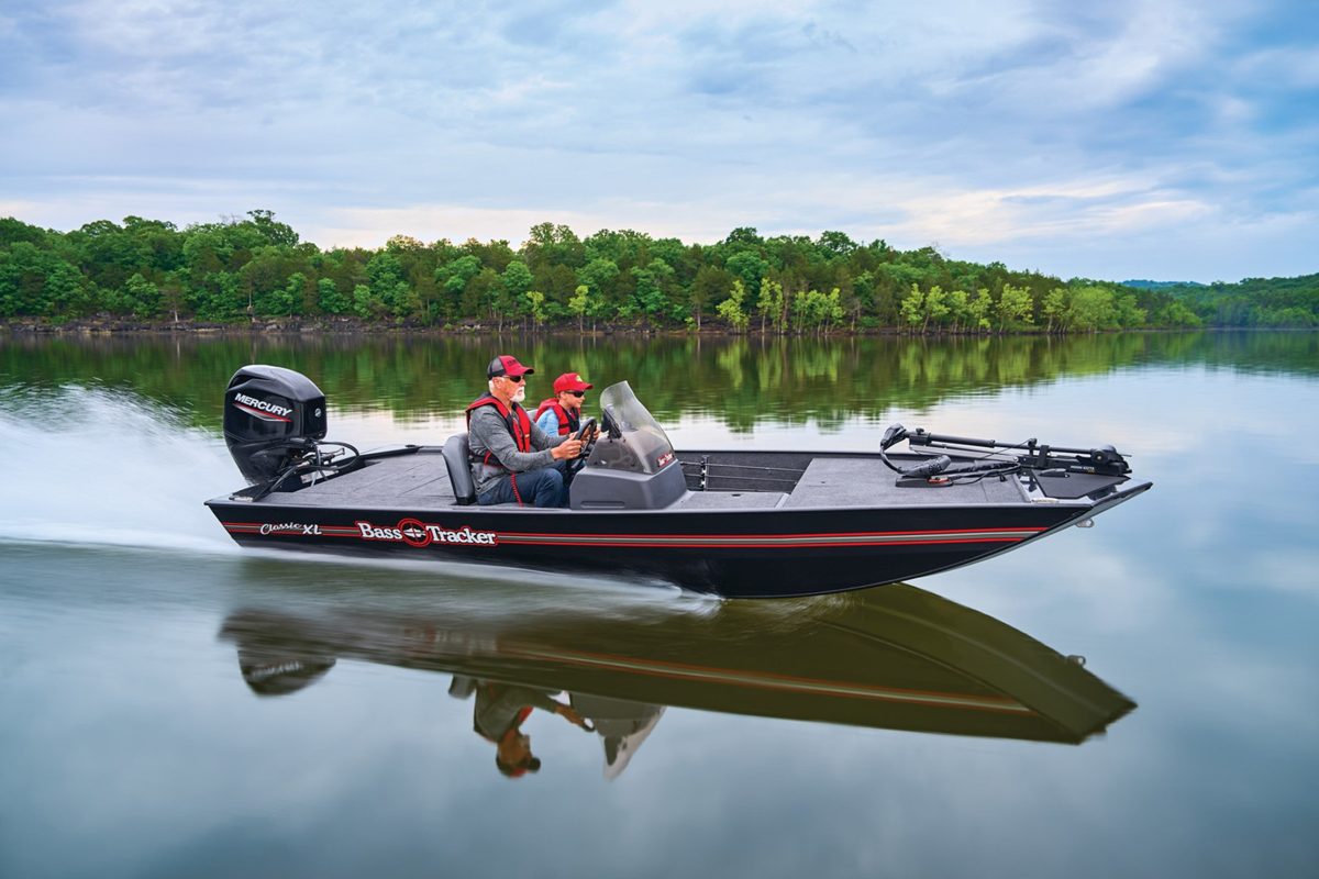 BASS TRACKER Classic XL
