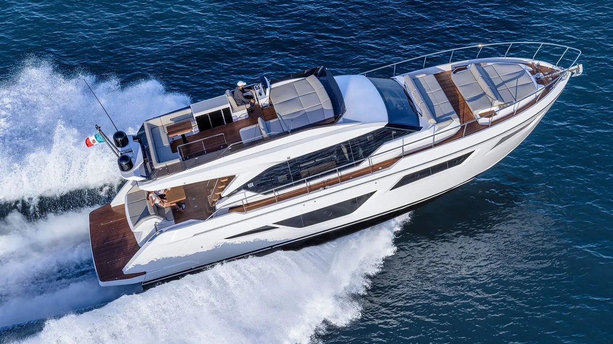 Ferretti Yachts 580