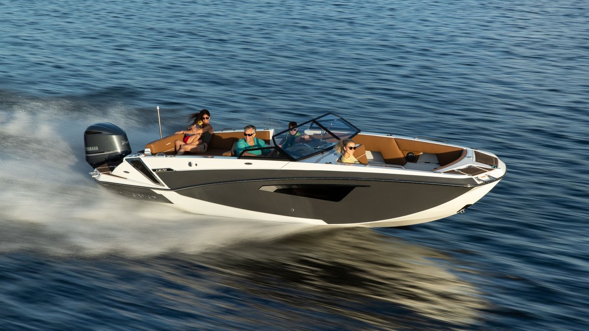 Glastron GTD 240