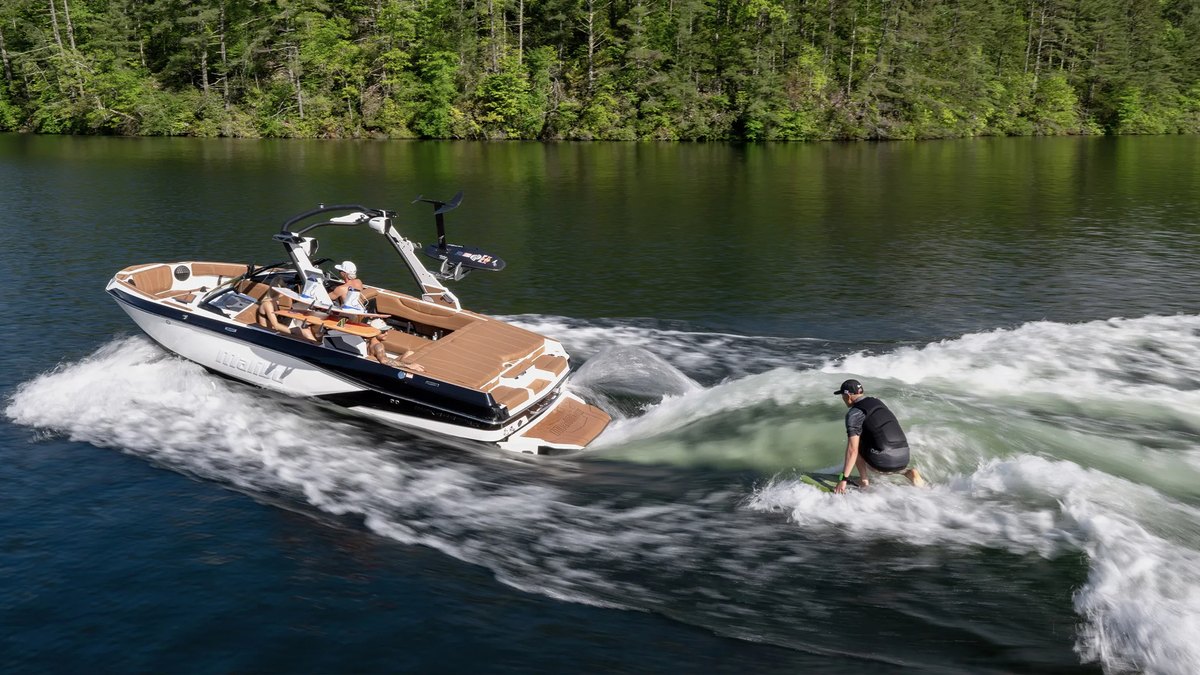 Malibu Wakesetter 21 LX