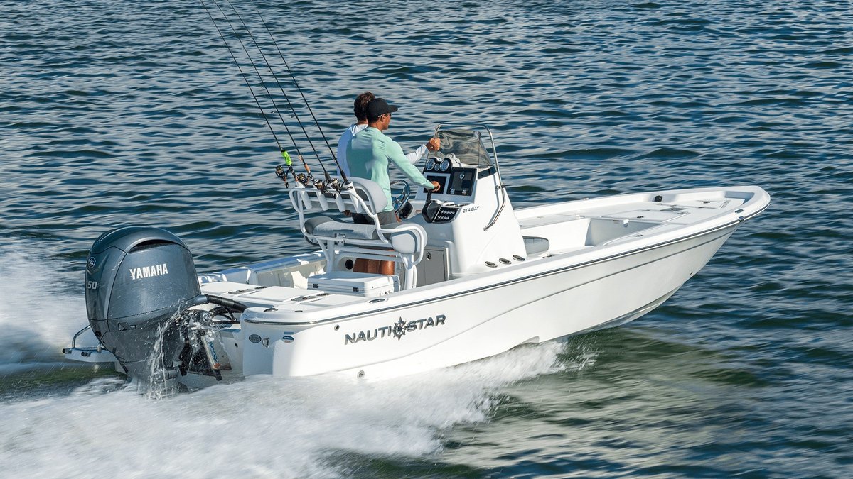 NauticStar 214 Shallow Bay