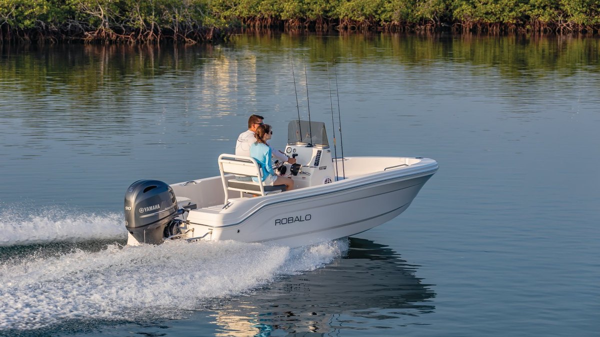 Robalo R160