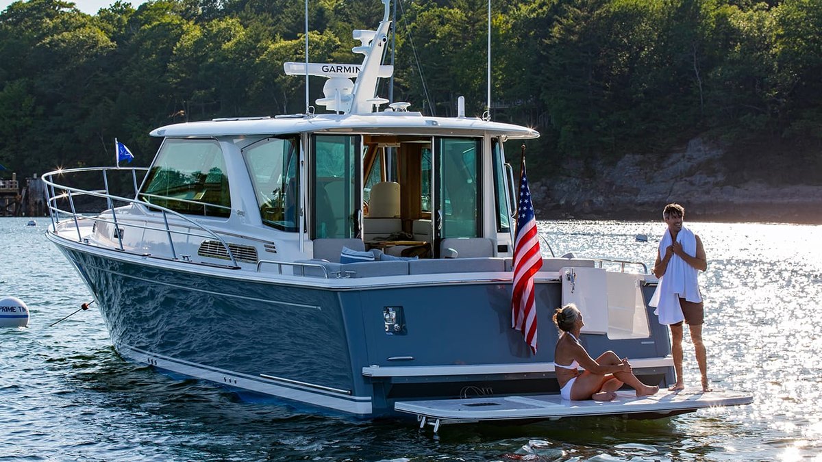 Sabre 43 Salon Express