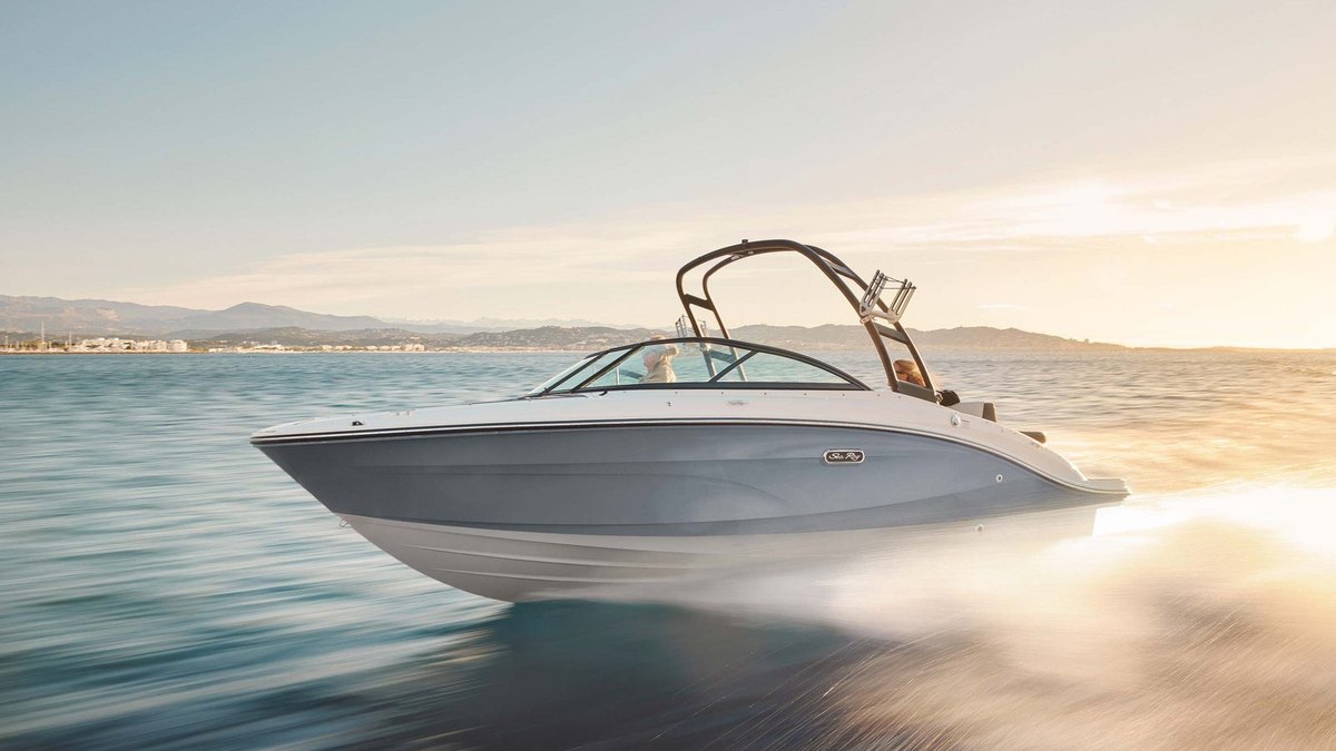 Sea Ray SPX 210