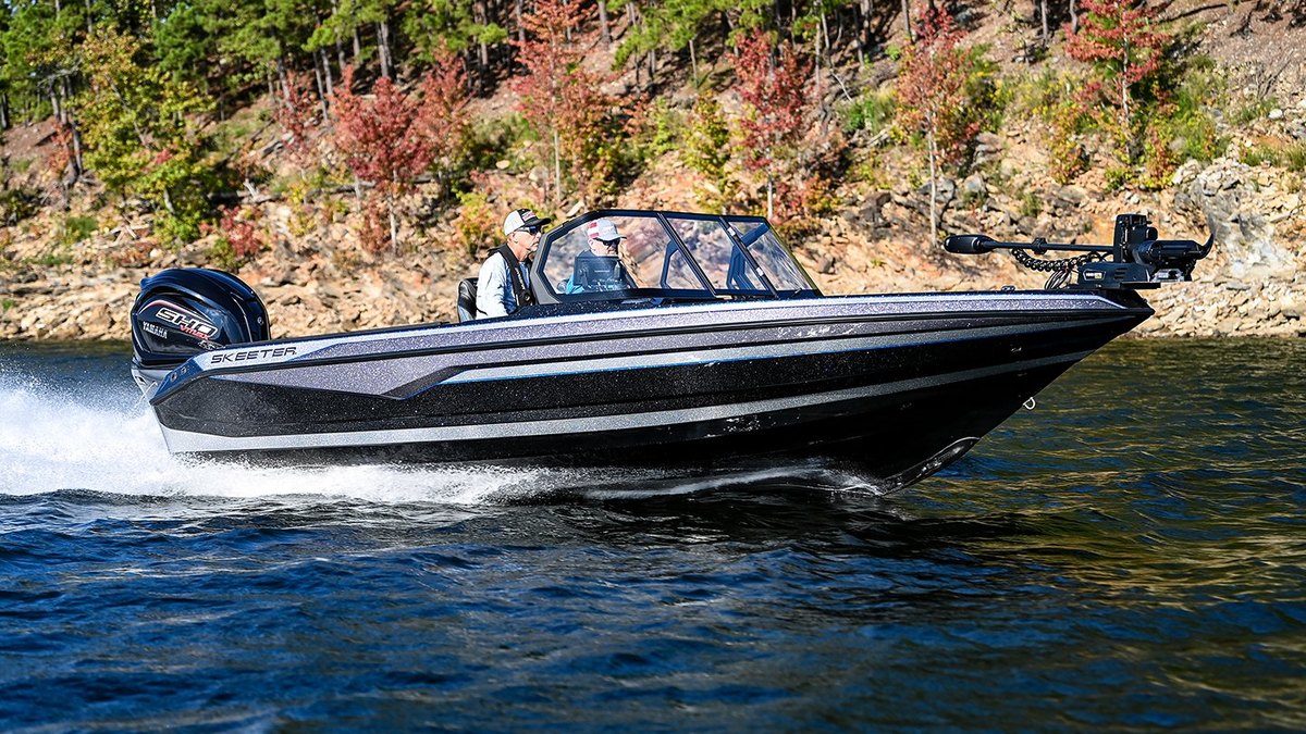 Skeeter WXR1910F