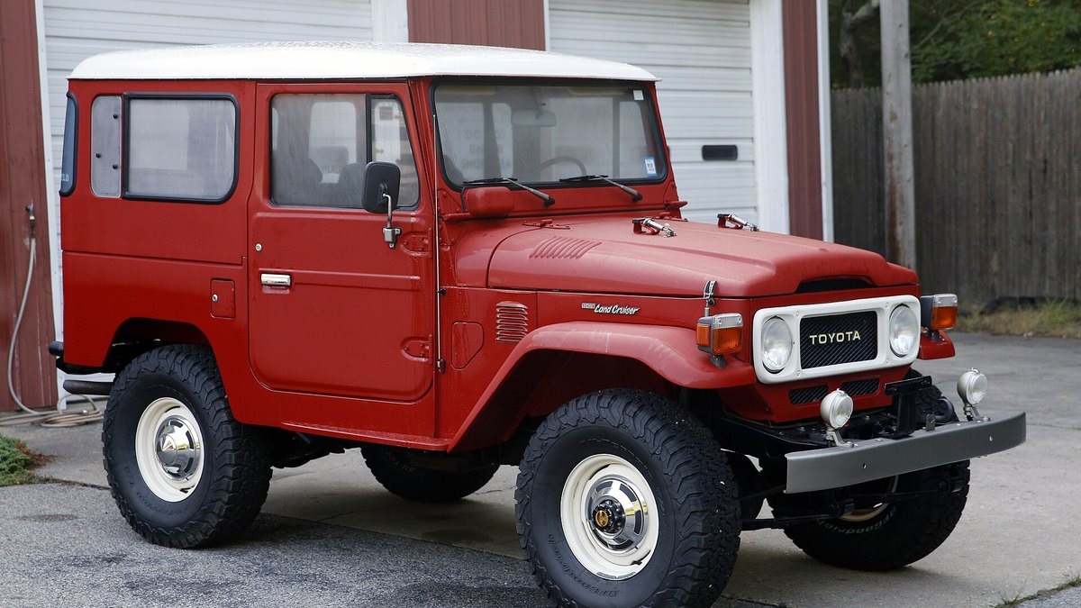 1960-1984 Toyota Land Cruiser 40 (J40)