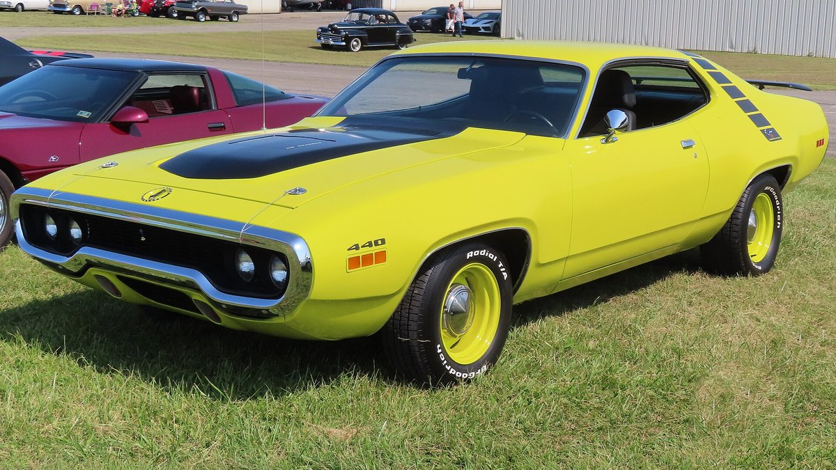 1971 Plymouth Road Runner 440+6 (B-body)