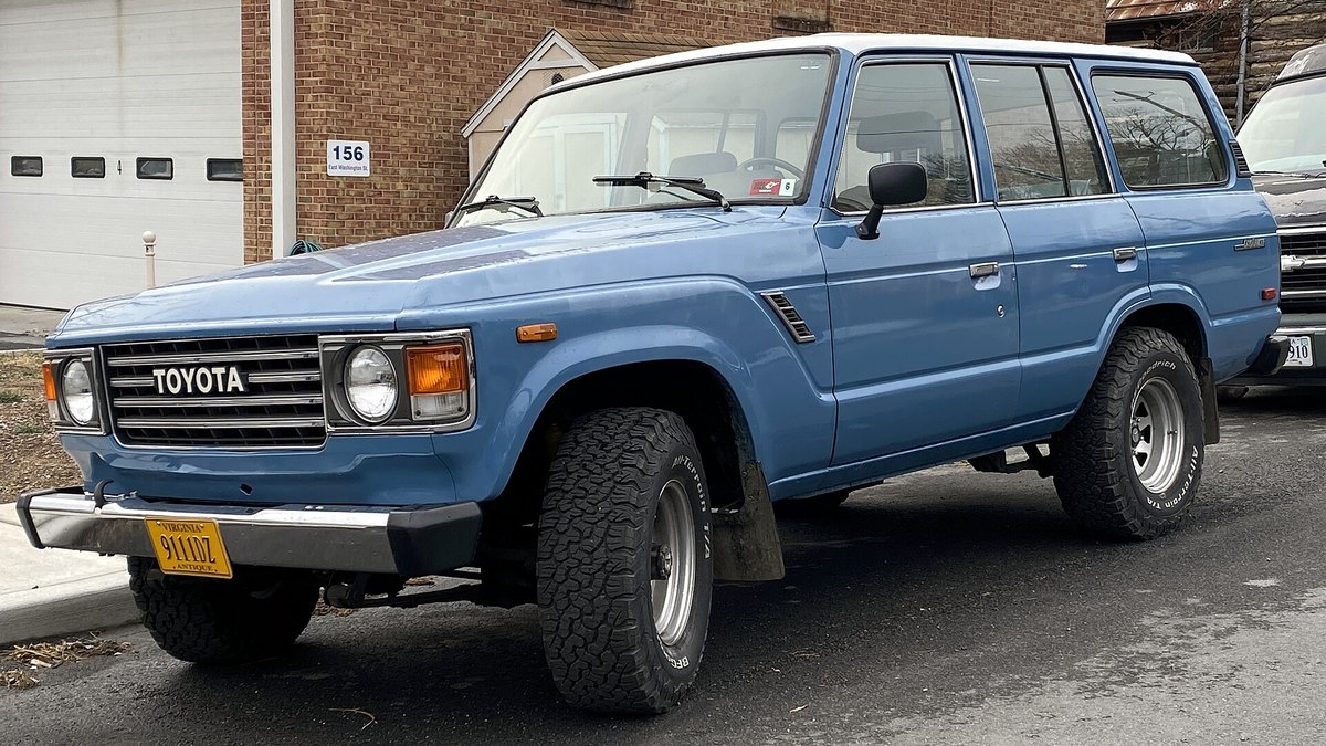 1980-1990 Toyota Land Cruiser 60 (J60)