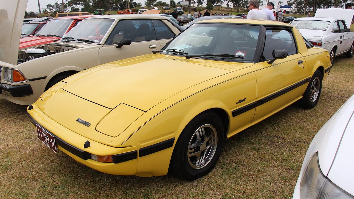 1982 Mazda RX-7 (FB)