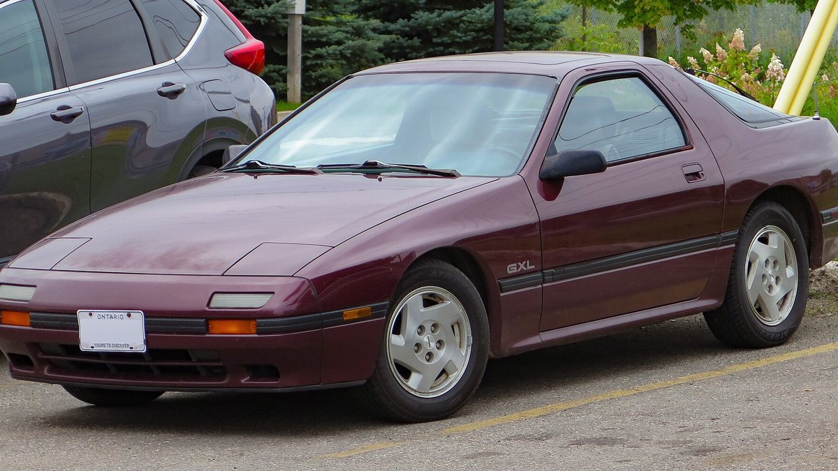 1988 Mazda RX-7 GXL (FC3S)