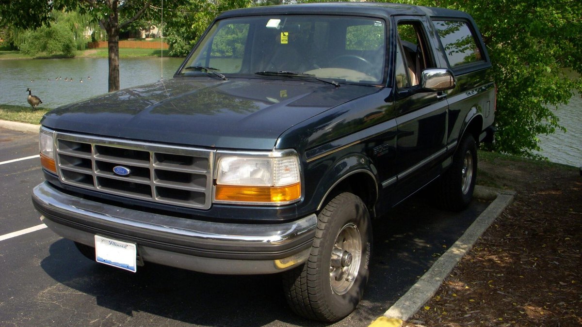 1995 Ford Bronco (fifth generation)