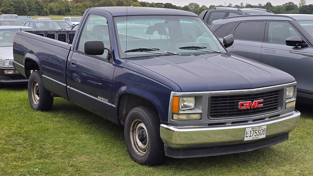 1995 GMC Sierra 1500 (GMT400)