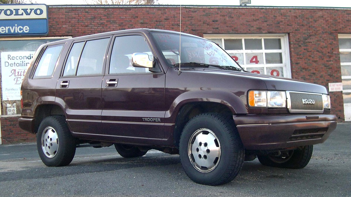 1995 Isuzu Trooper (second generation)