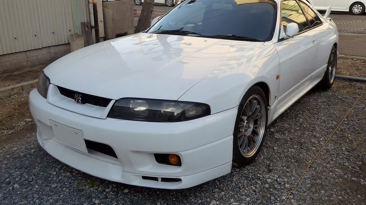 1995 Nissan Skyline GT-R (BCNR33)