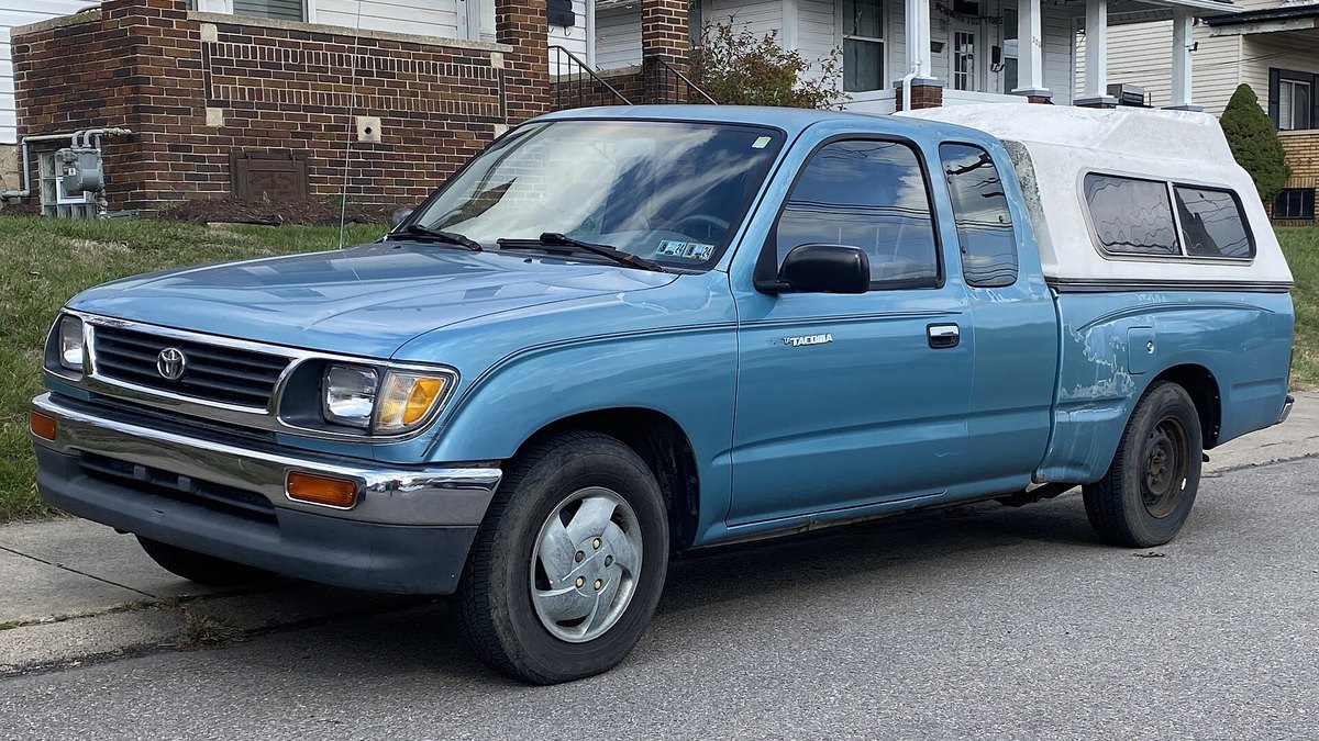 1995 Toyota Tacoma (N140)