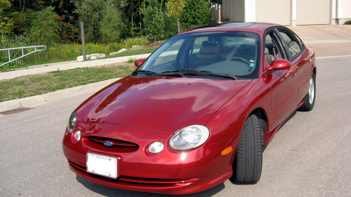 1997 Ford Taurus SHO (third generation)