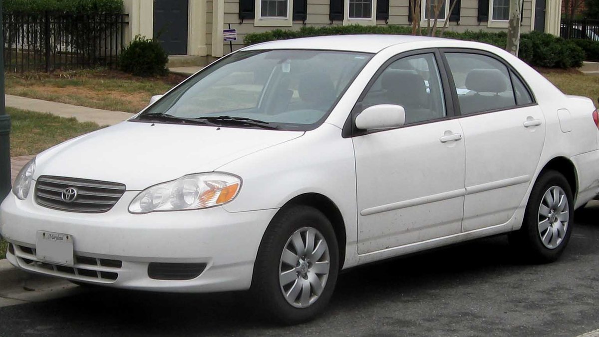 2003 Toyota Corolla (E130)