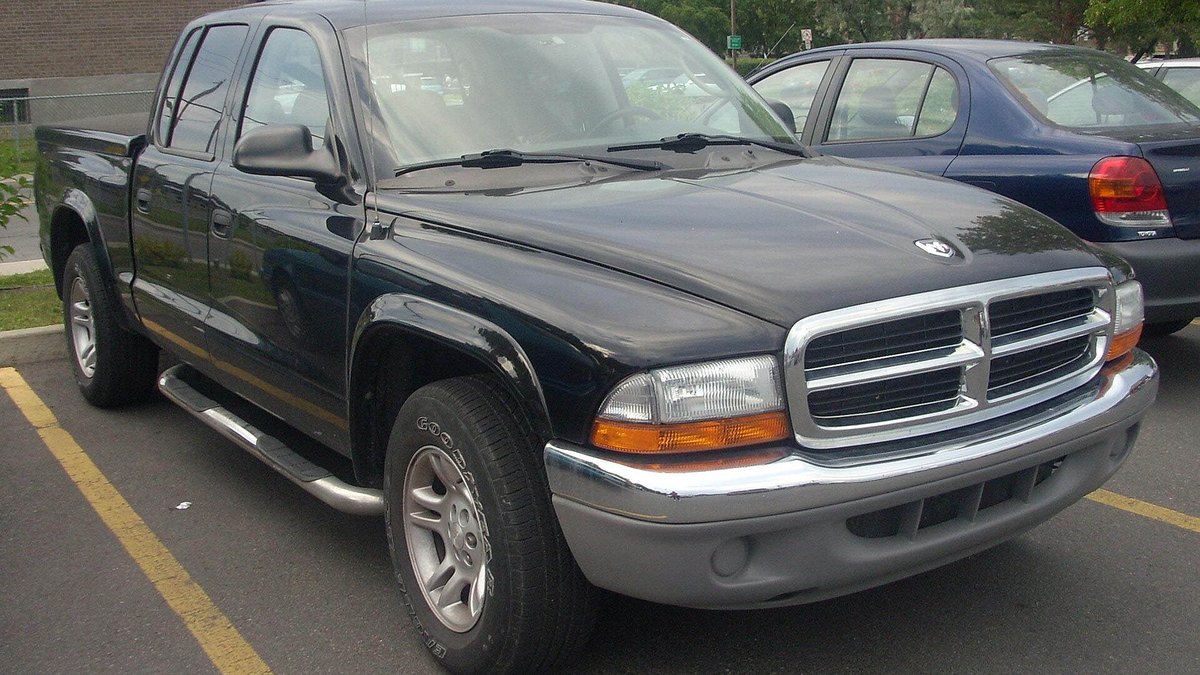 2004 Dodge Dakota (DN)