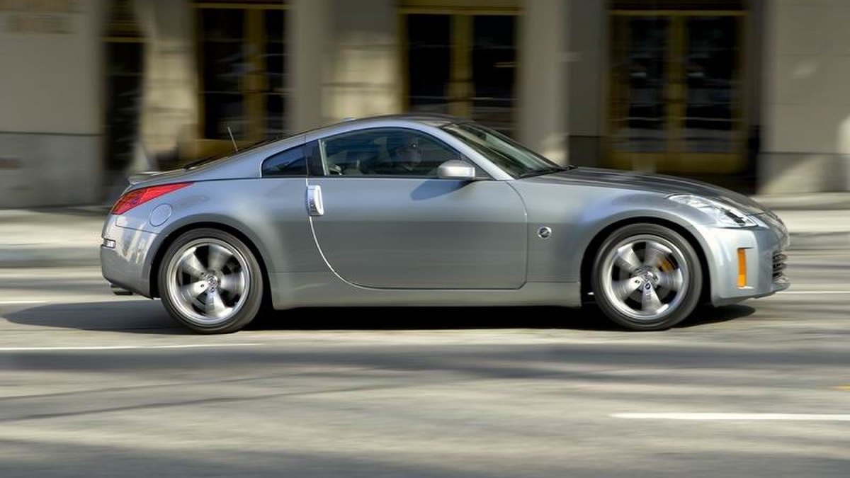2005-2006 Nissan 350Z Rev-Up (Z33)