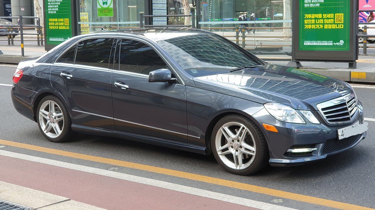 2009-2016 Mercedes-Benz E-Class (W212)