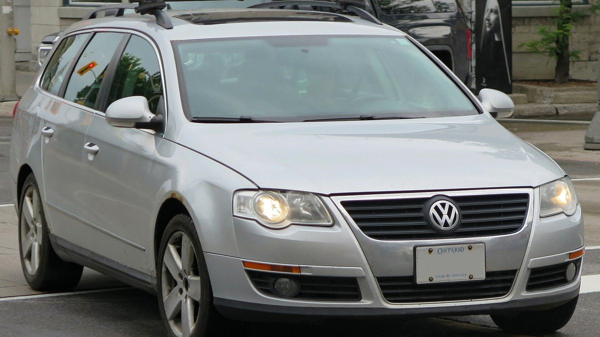 2010 Volkswagen Passat Komfort Wagon 2.0T (B6)