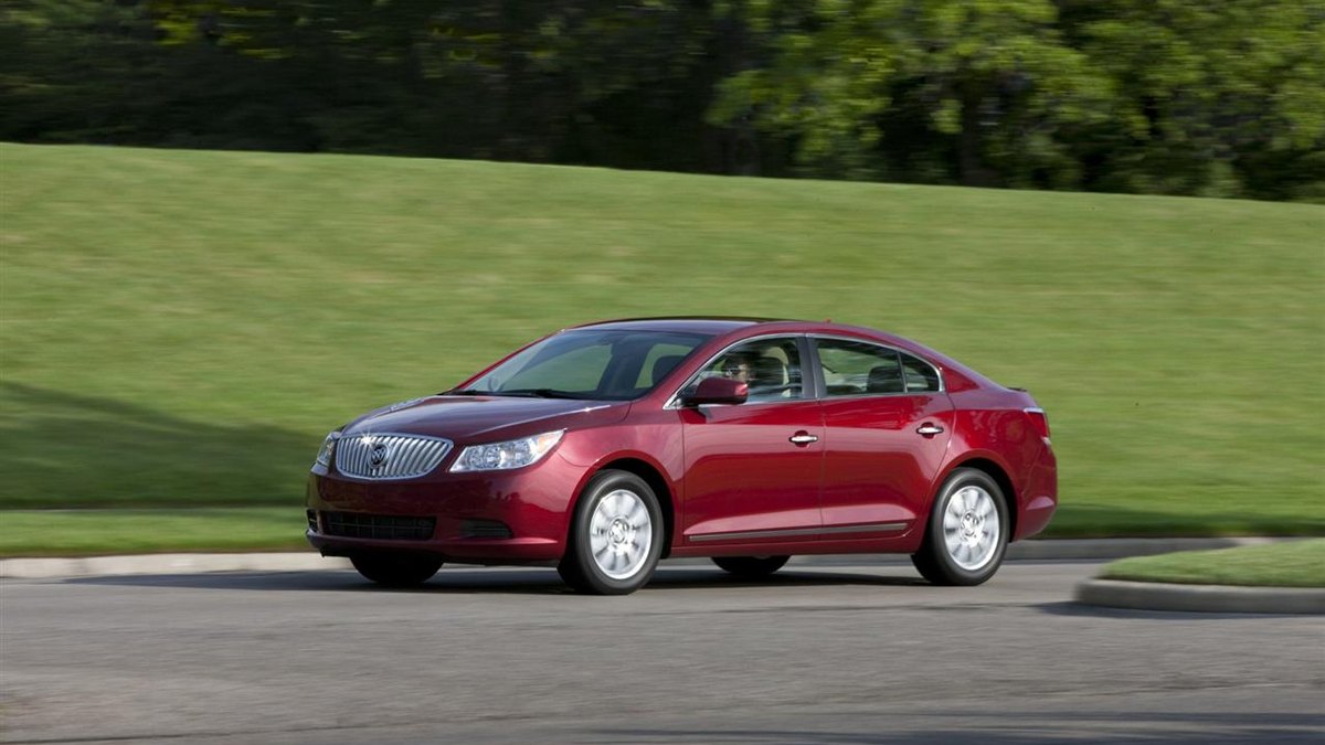 2011 Buick LaCrosse (GMX353)