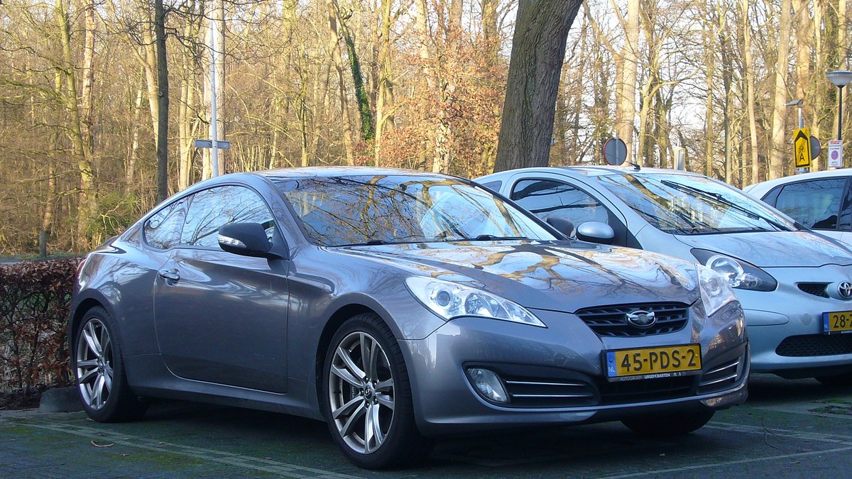 2011 Hyundai Genesis Coupe 2.0T R-Spec