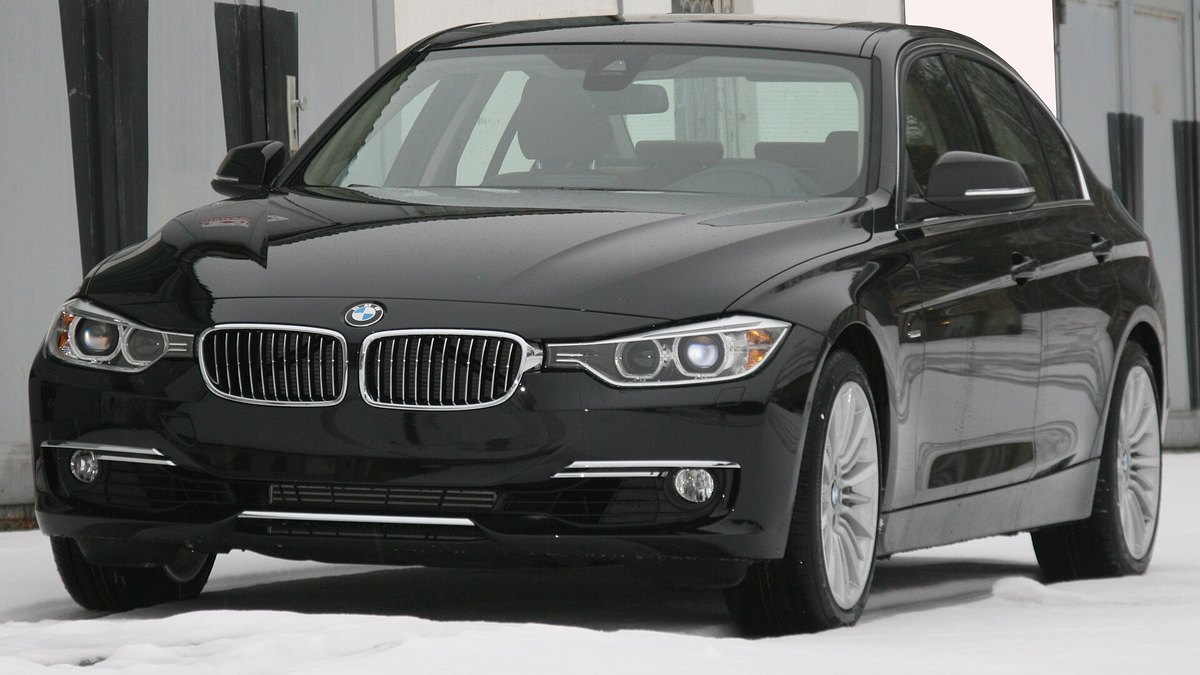 2012 BMW 3 Series (F30)