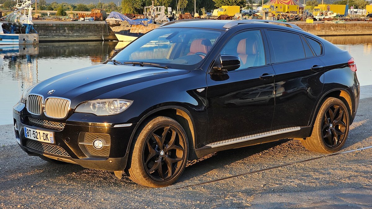 2012 BMW X6 (E71)