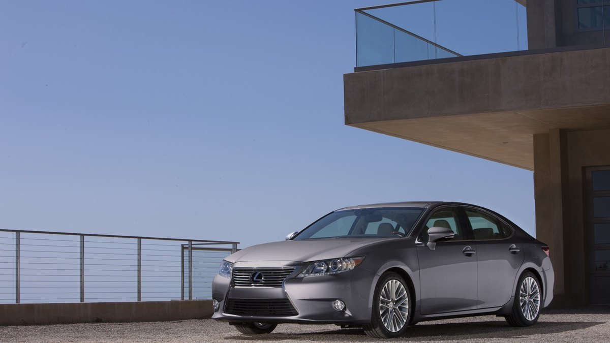 2013 Lexus ES 350 (XV60)