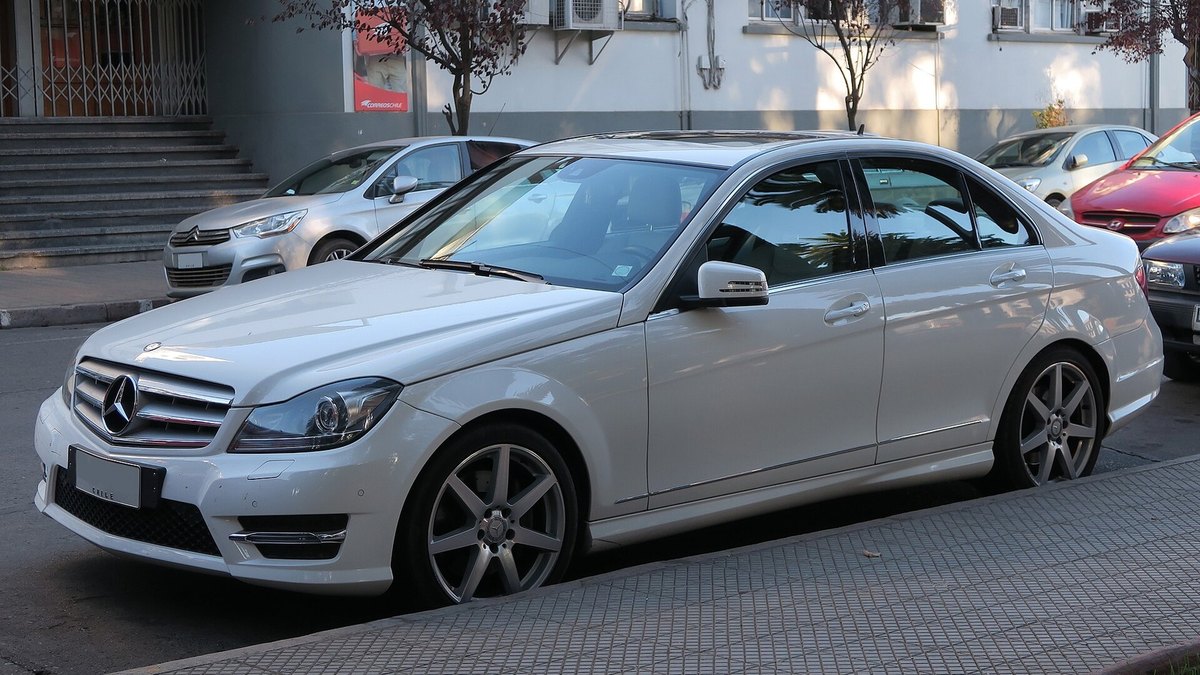 2014 Mercedes-Benz C-Class (W204)