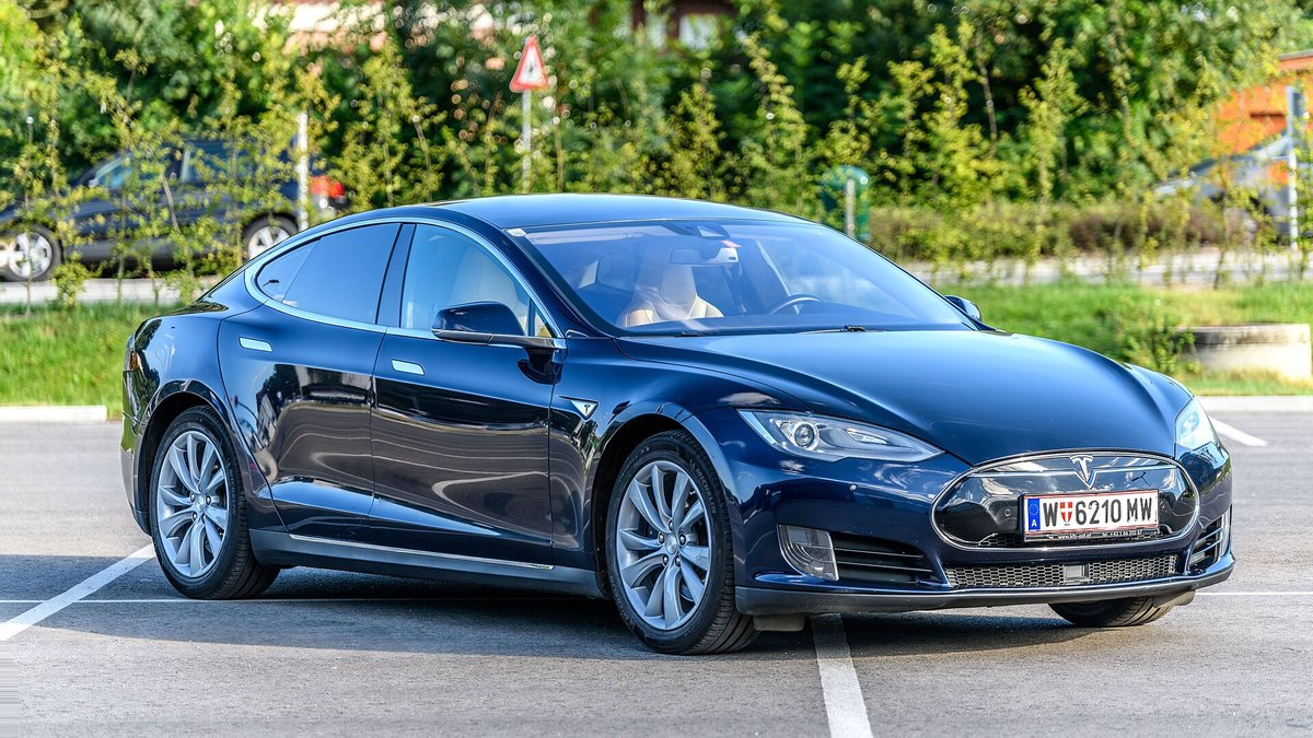 2014 Tesla Model S