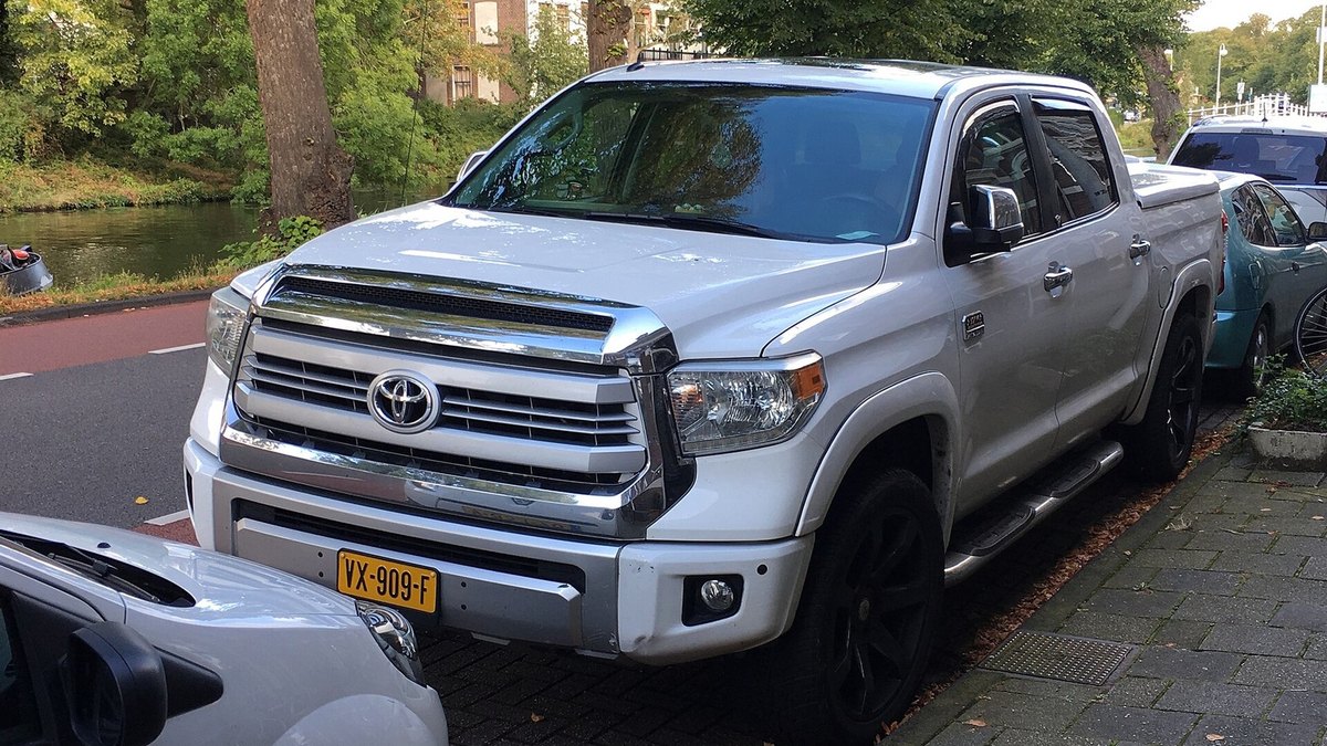 2014 Toyota Tundra Double Cab (XK50)