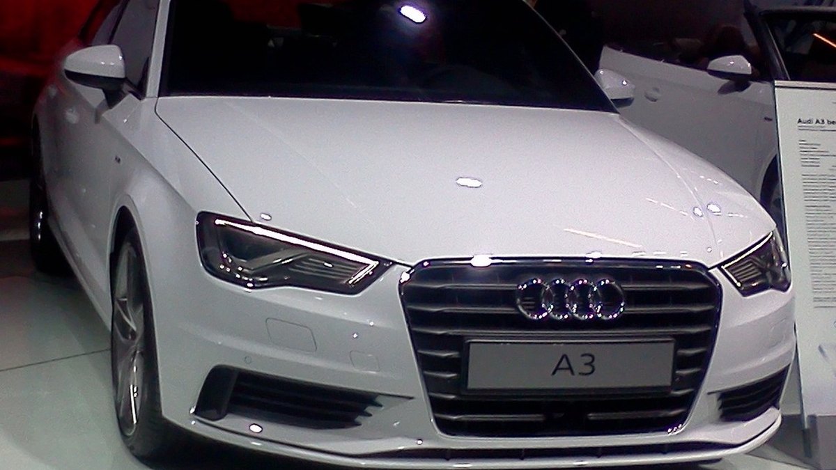 2015 Audi A3 Sedan 1.8T (8V)