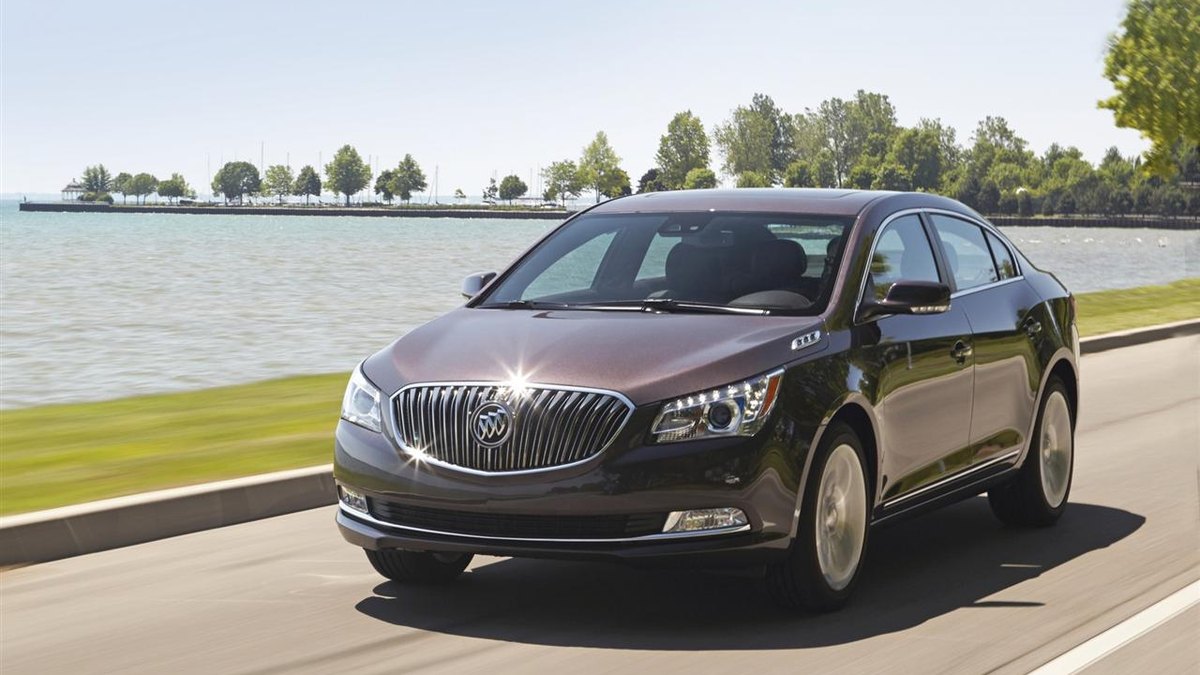 2015 Buick LaCrosse (GMX353)