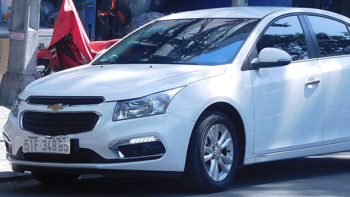 2015 Chevrolet Cruze (J300)