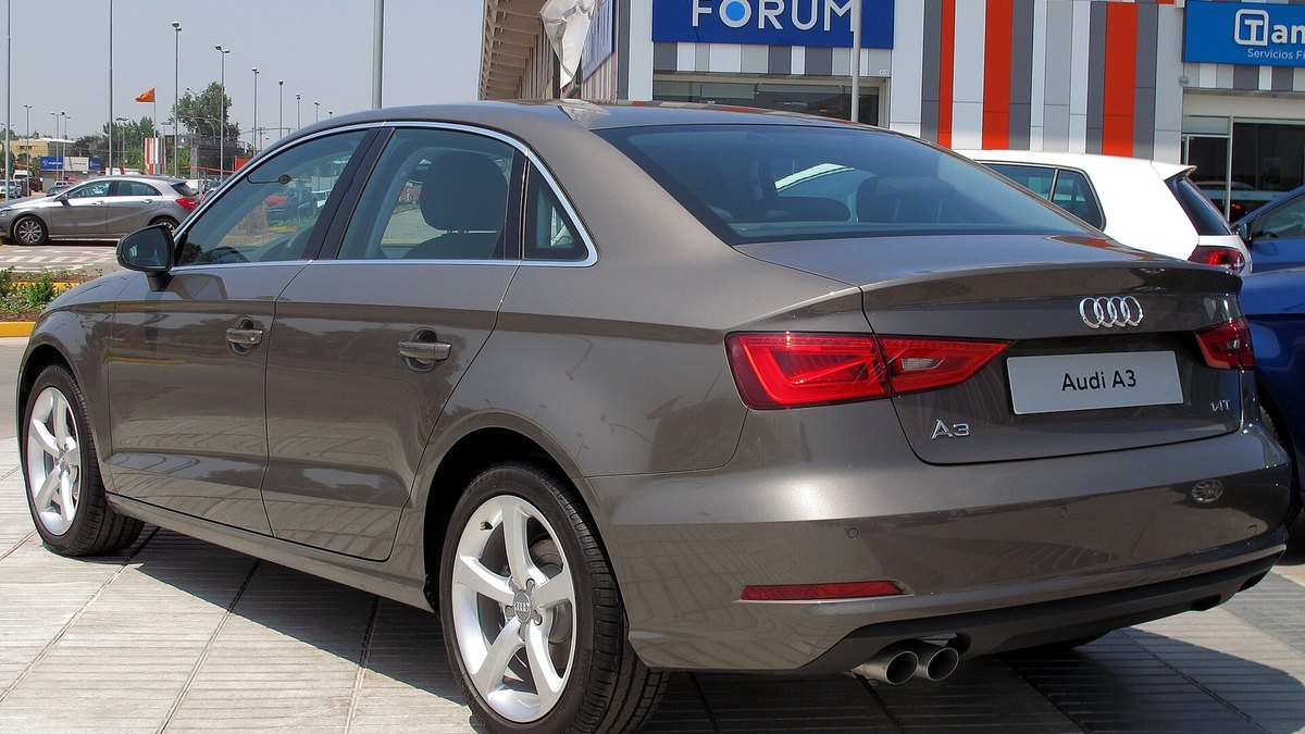 2016 Audi A3 Sedan 1.8T (8V)