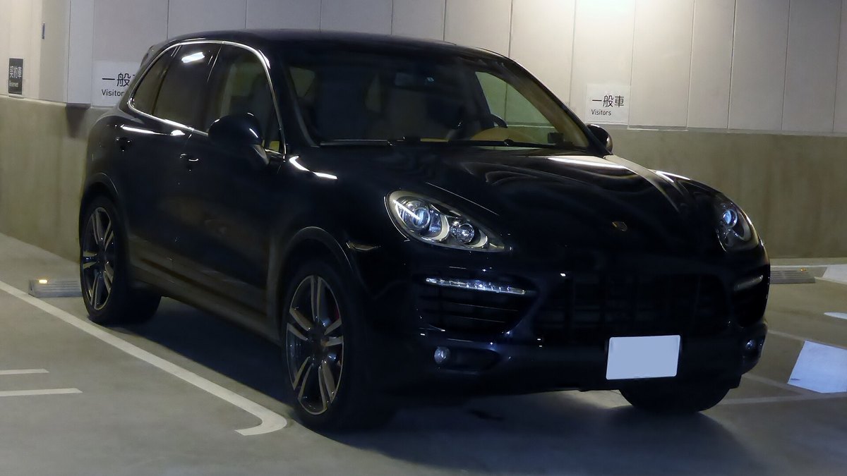 2016 Porsche Cayenne (92A)