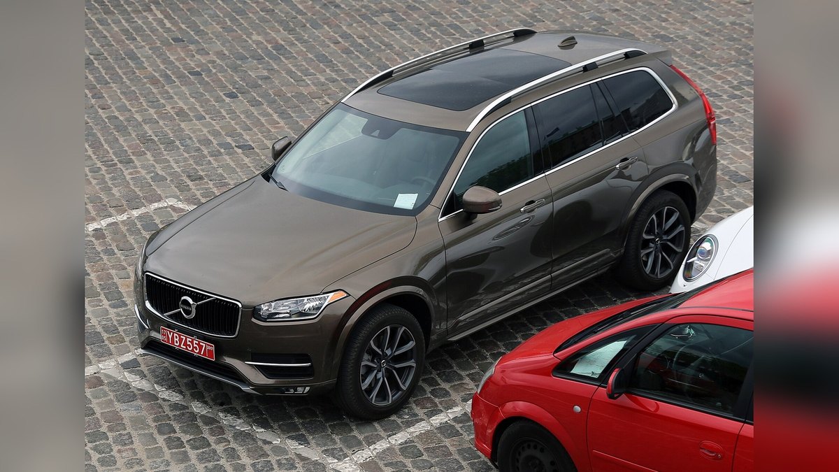 2016 Volvo XC90 T5 AWD