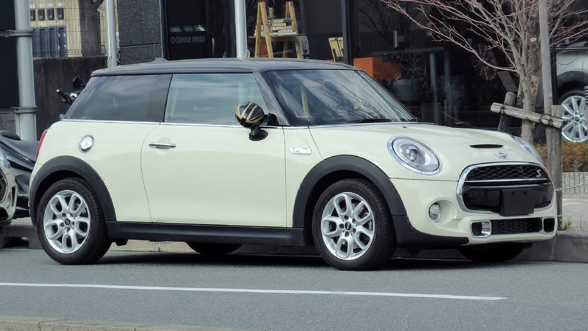 2017 Mini Cooper (F56)