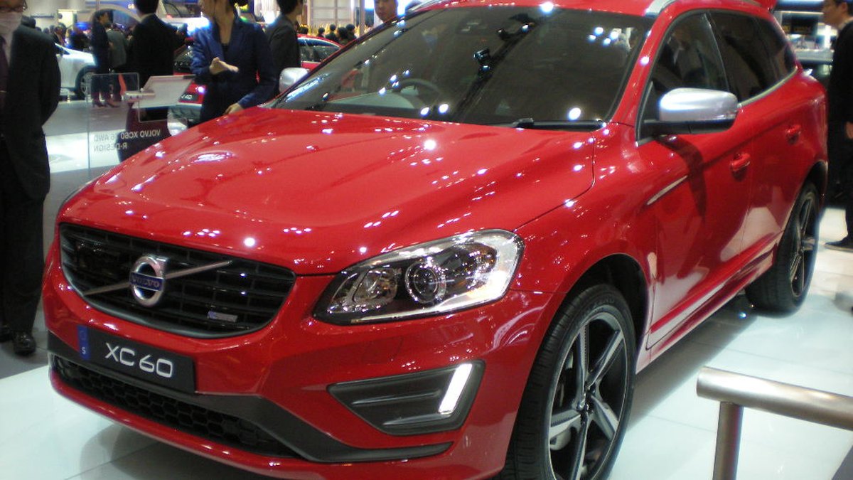 2017 Volvo XC60 (P3)