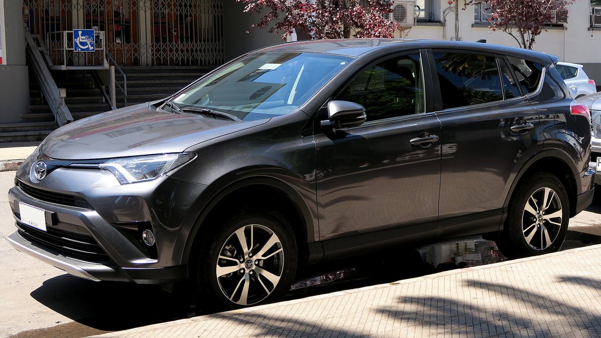 2018 Toyota RAV4 (XA40)