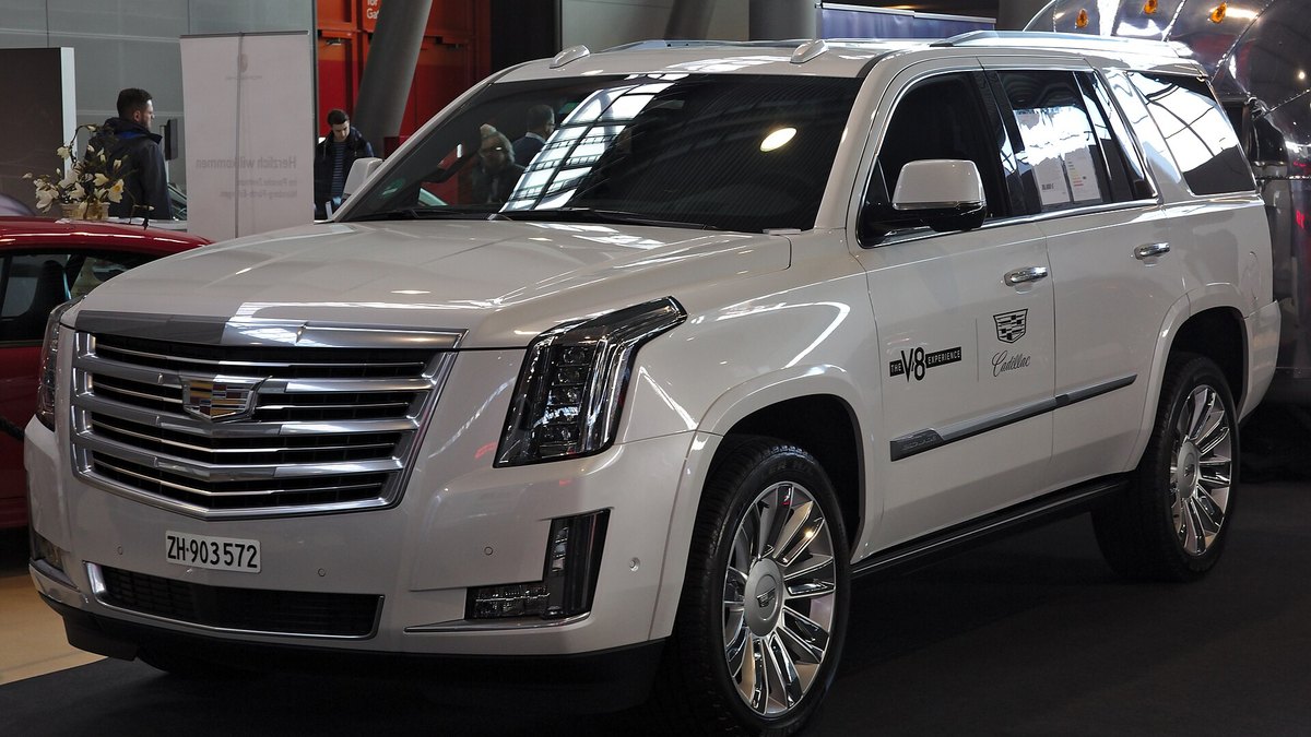 2019 Cadillac Escalade (K2XL)