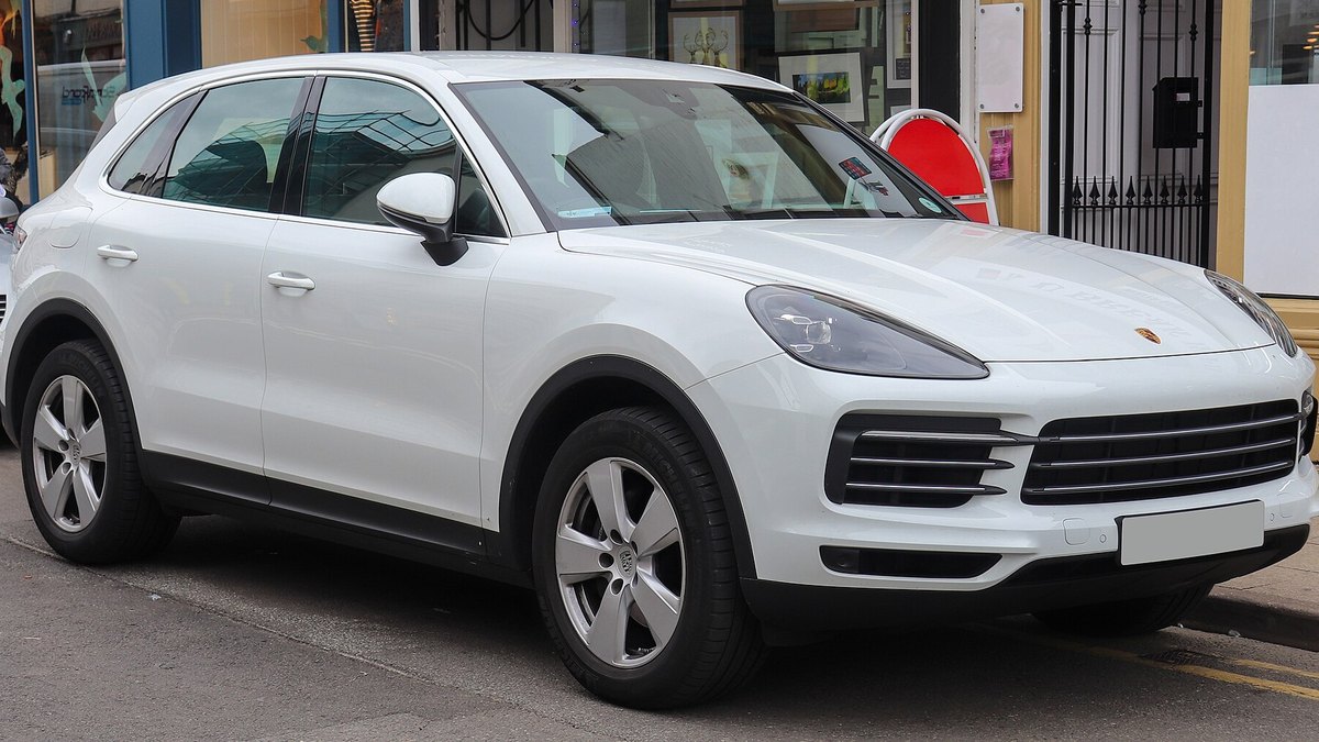 2019 Porsche Cayenne (9YA)