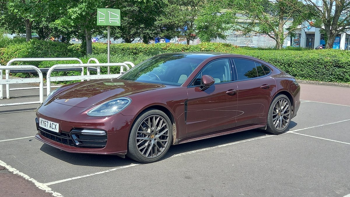2020 Porsche Panamera GTS (971)
