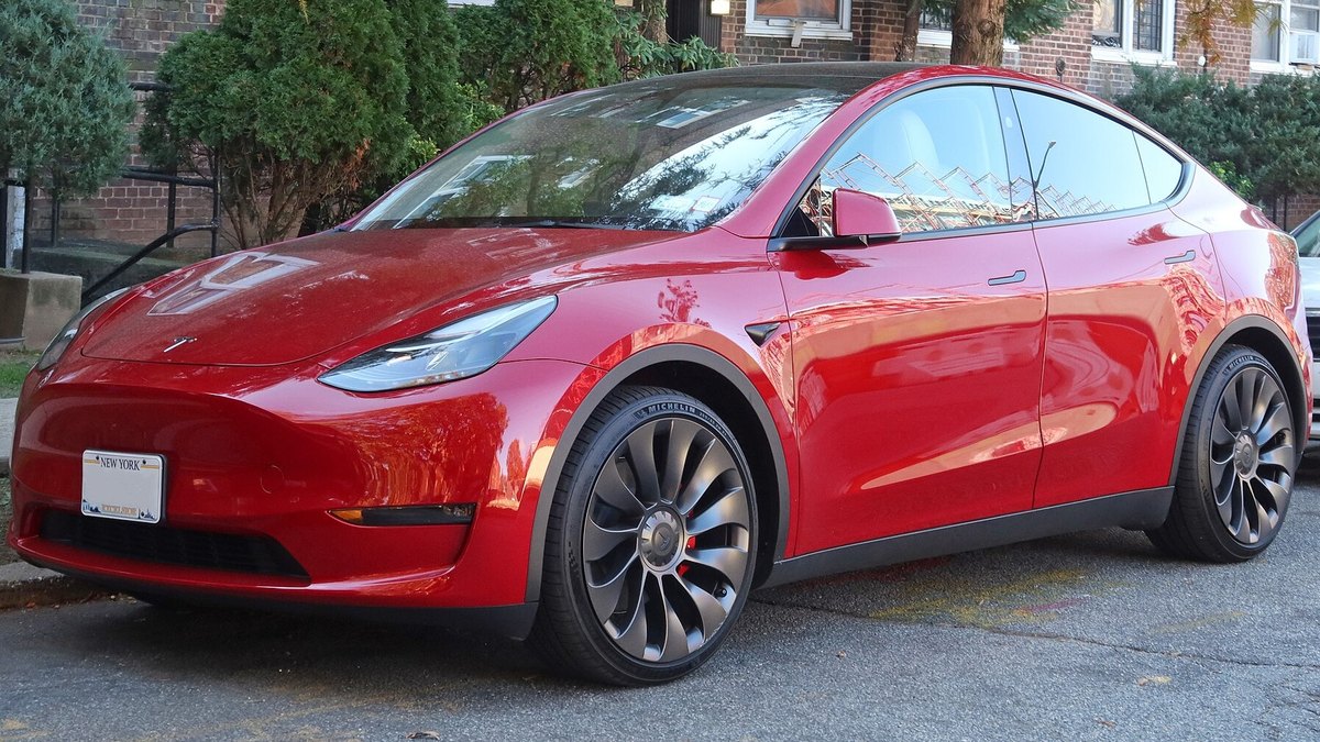 2021-2023 Tesla Model Y