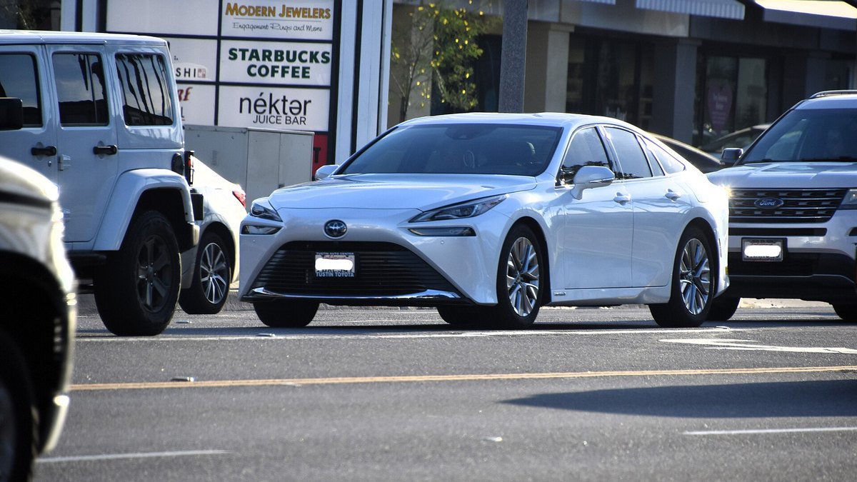 2021 Toyota Mirai XLE