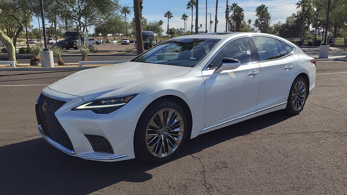 2022 Lexus LS (XF50)