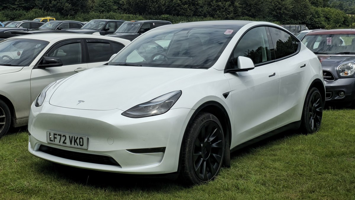 2022 Tesla Model Y Long Range