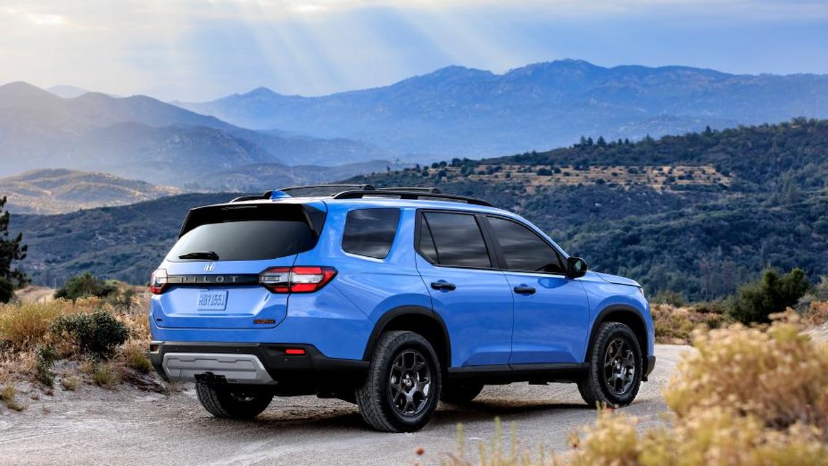 2023-2024 Honda Pilot (fourth generation)